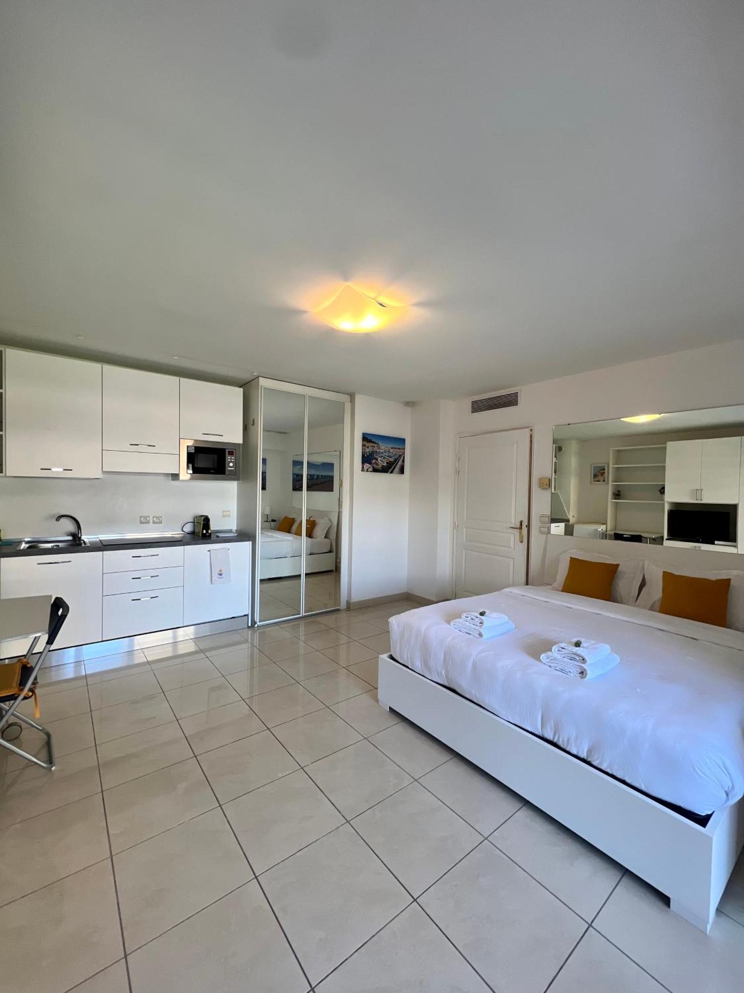 Palais De La Mediterranee Apartment *